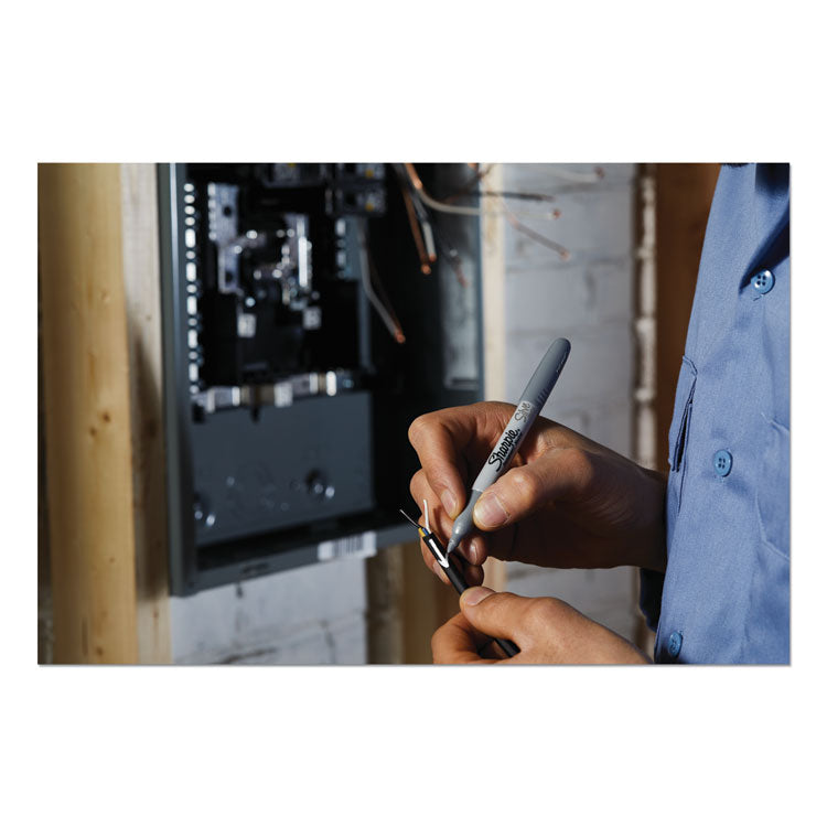 Metallic Fine Point Permanent Markers, Fine Bullet Tip, Blue-Green-Red, 6/pack