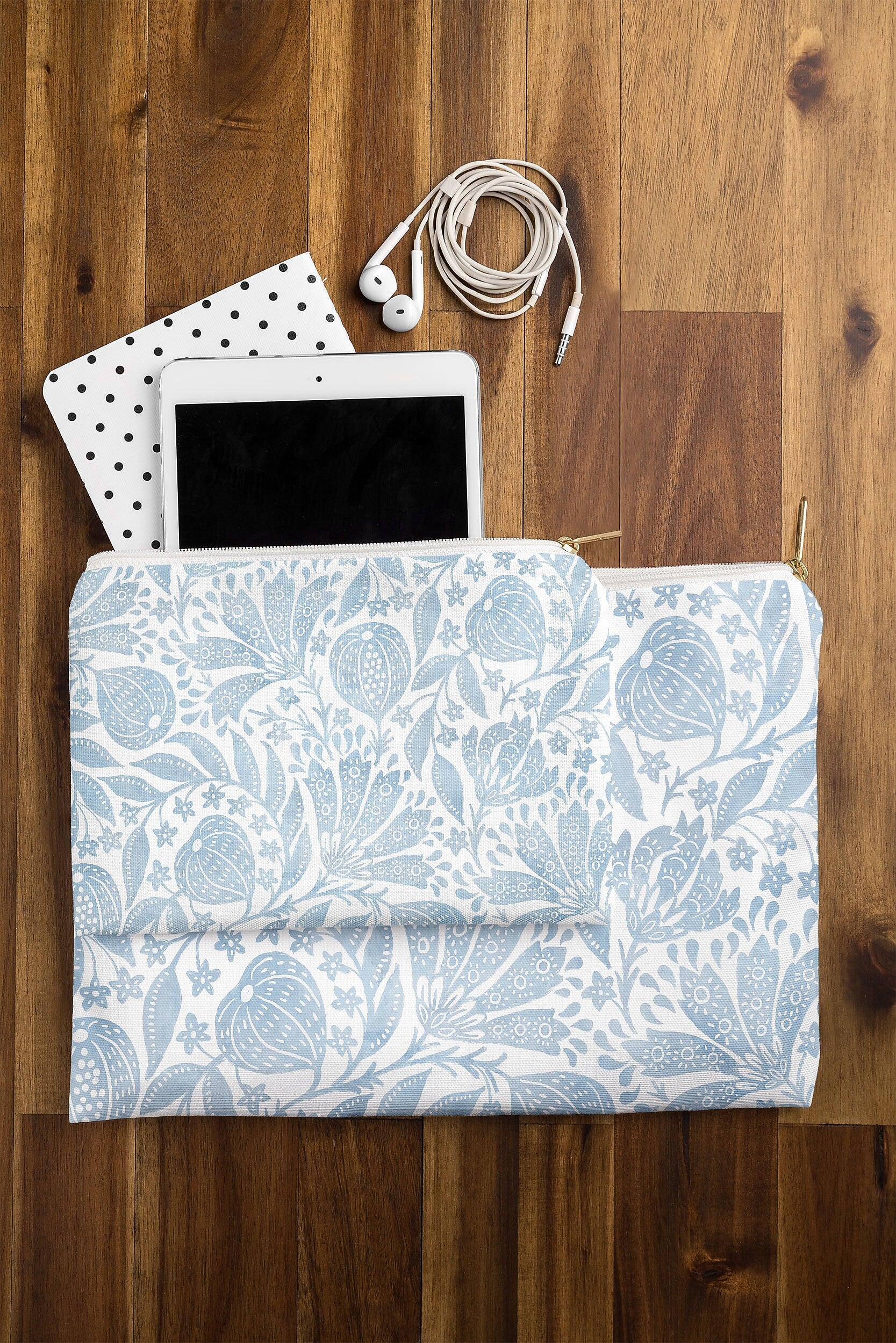 DENY Designs French Country Fig Garden 8.5" Polyester Travel Pouch, Water Resistant, Multicolored (89246-WPOFSM)