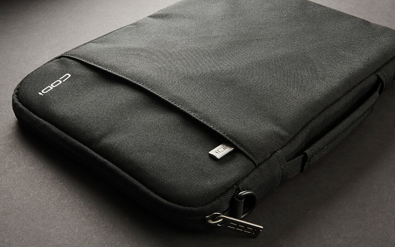 CODi Aegis 11.6" Sleeve with Handle & Pocket (AEG116-4)