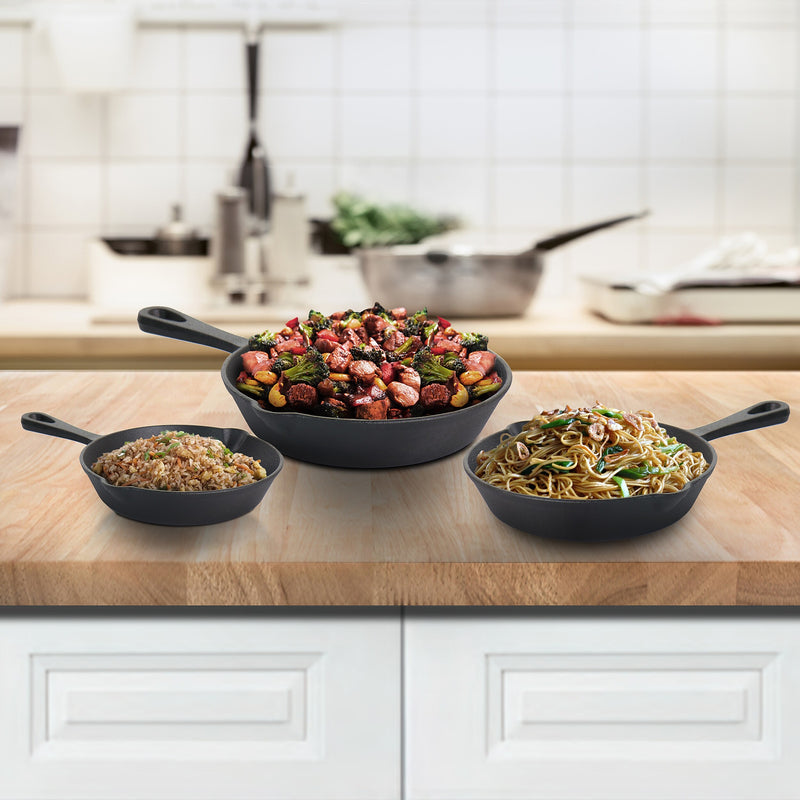 MegaChef Cast Iron Skillet Set, Black, 3 Piece Set (937114401M)