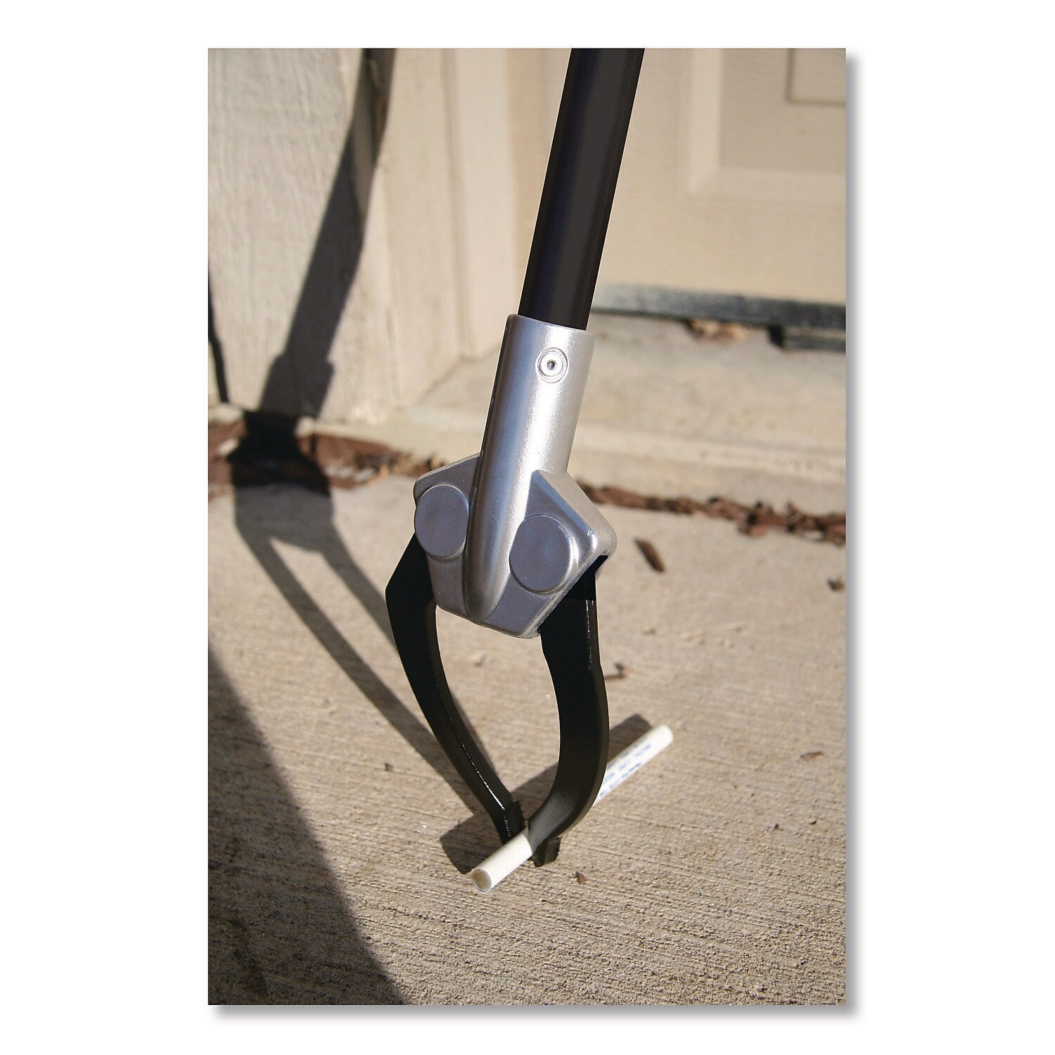 Boardwalk Claw Grabber Tool, 36", Black/Red/Silver (96580-BWK)