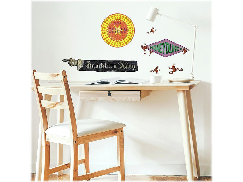 RoomMates Harry Potter Signs Contemporary Wall Decal Set, Movies & TV (RMK3778SCS)