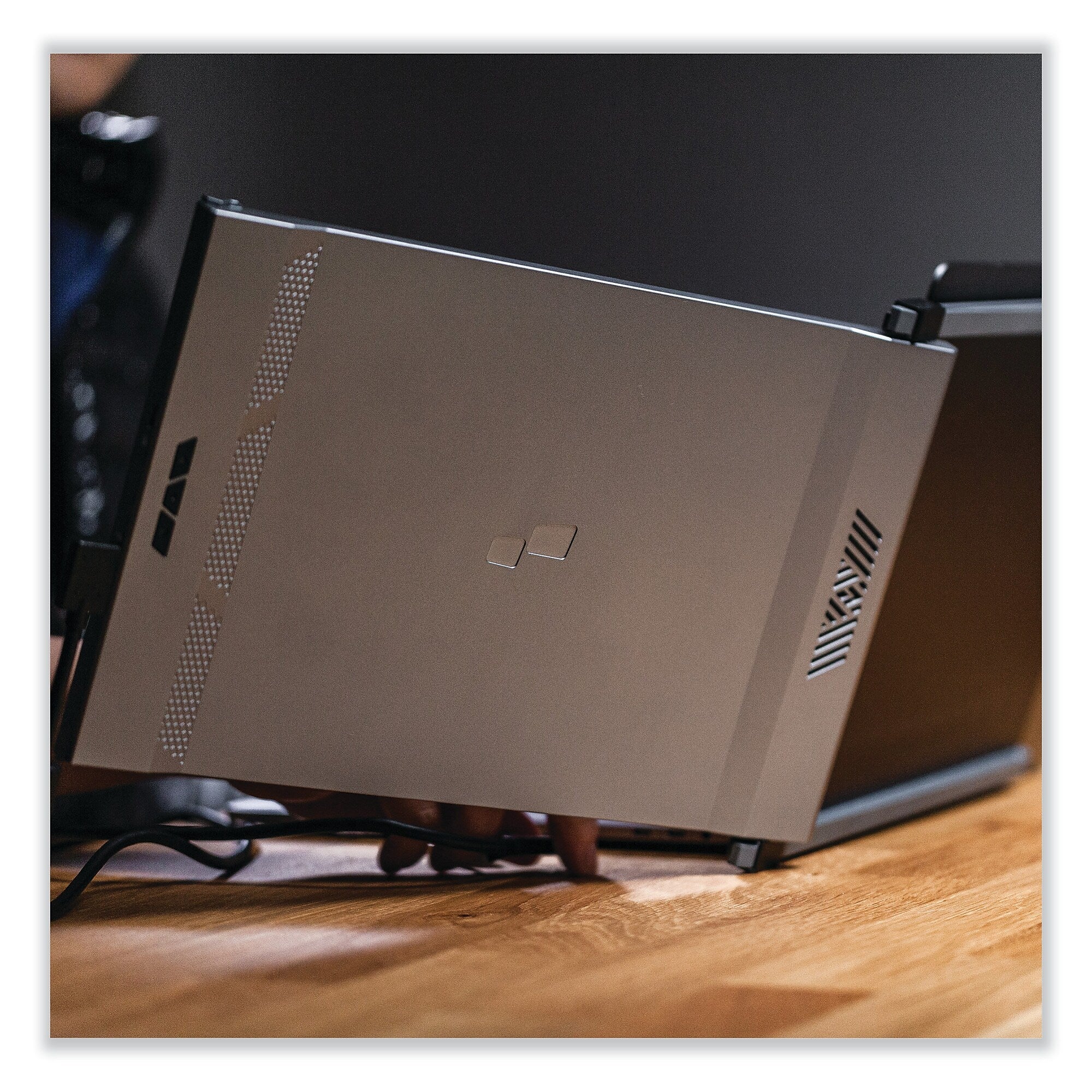 Mobile Pixel Inc SKILCRAFT 14.1" Portable Secondary Laptop Monitor, Black (702500NIB0023)