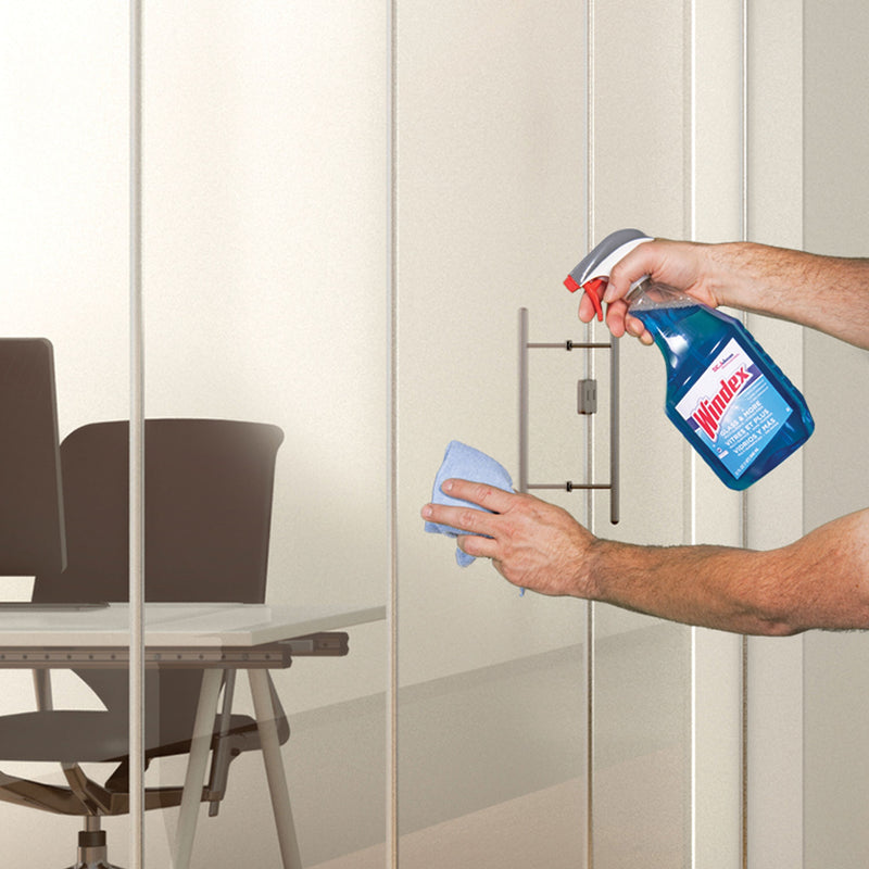 Windex Glass Cleaner with Ammonia-D Trigger Spray, 32 fl Oz. (322338)