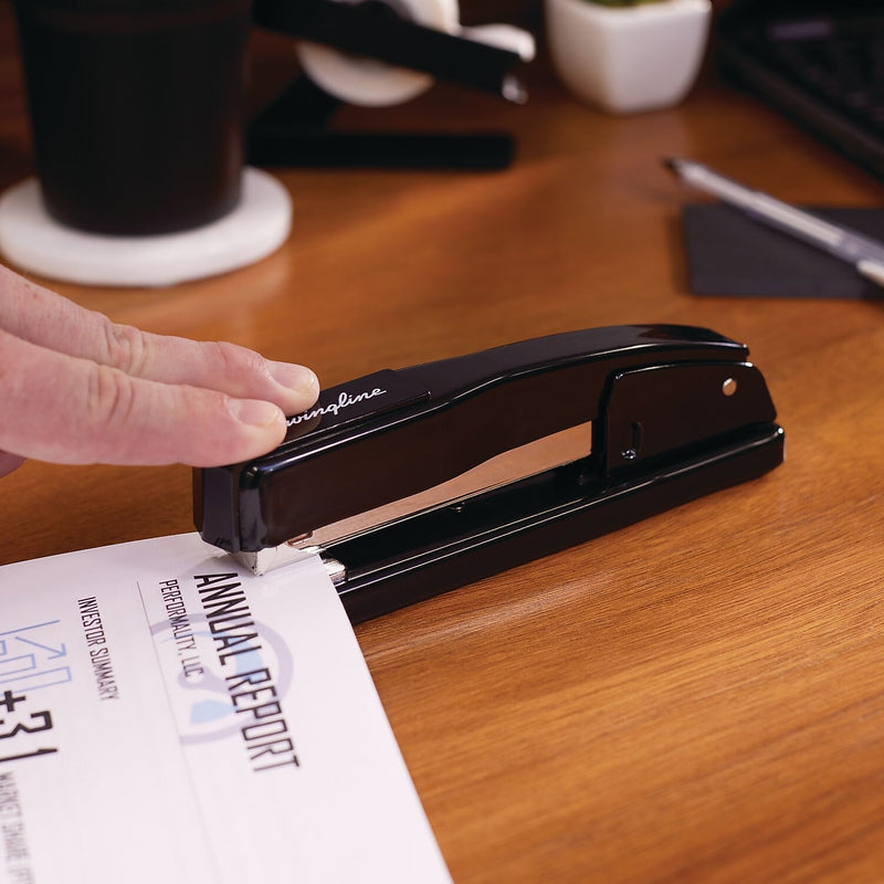 Swingline Desktop Stapler, 20-Sheet Capacity, Black (44401)