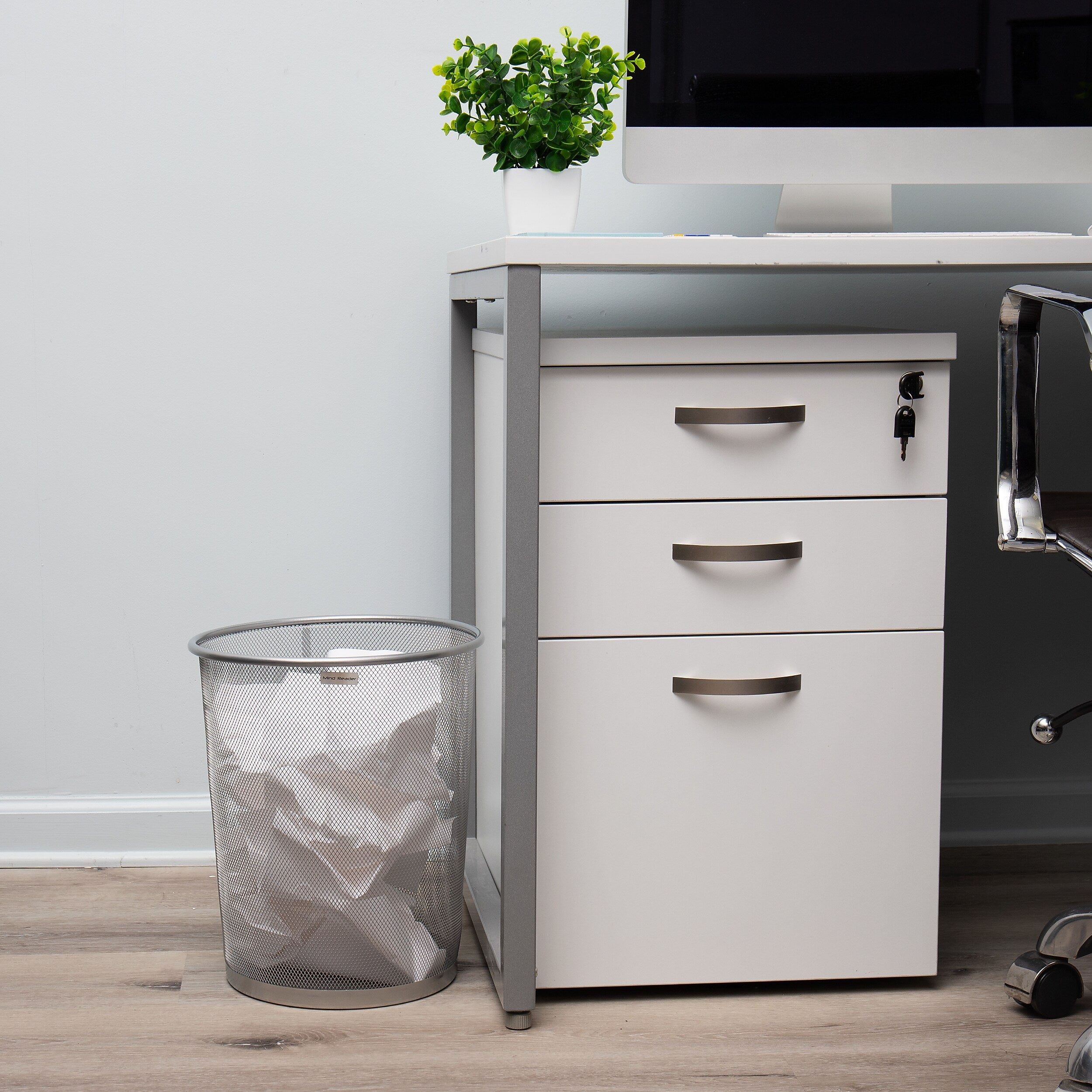 Mind Reader Metal Mesh Trash Can Without Lid, 4.4 Gallon, Silver (1CIRGA-SIL)