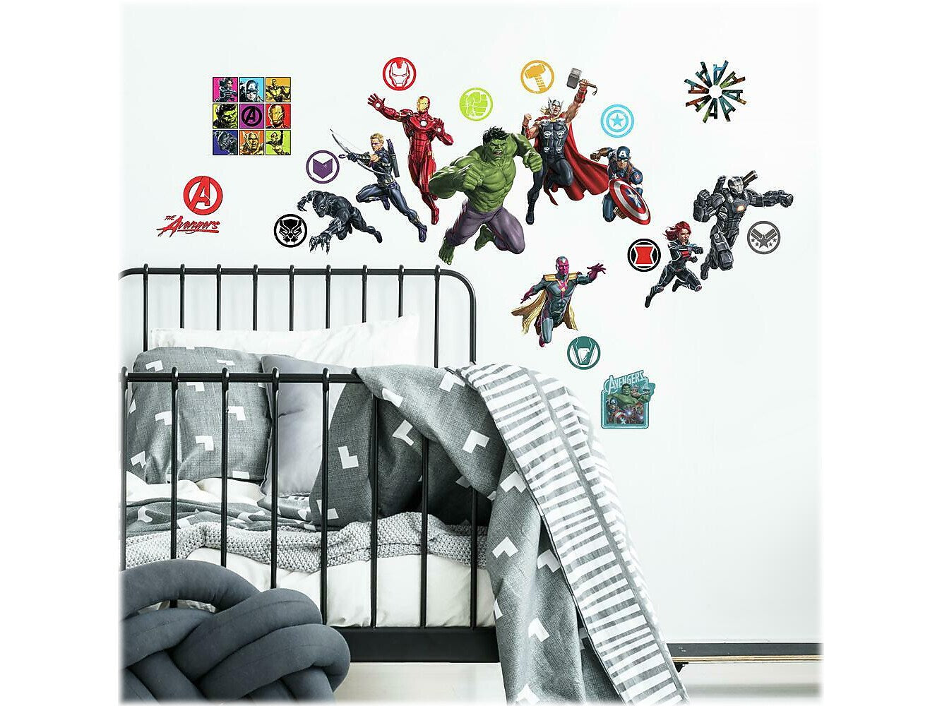 RoomMates Classic Avengers Contemporary Wall Decal Set, Movies & TV (RMK4289SCS)