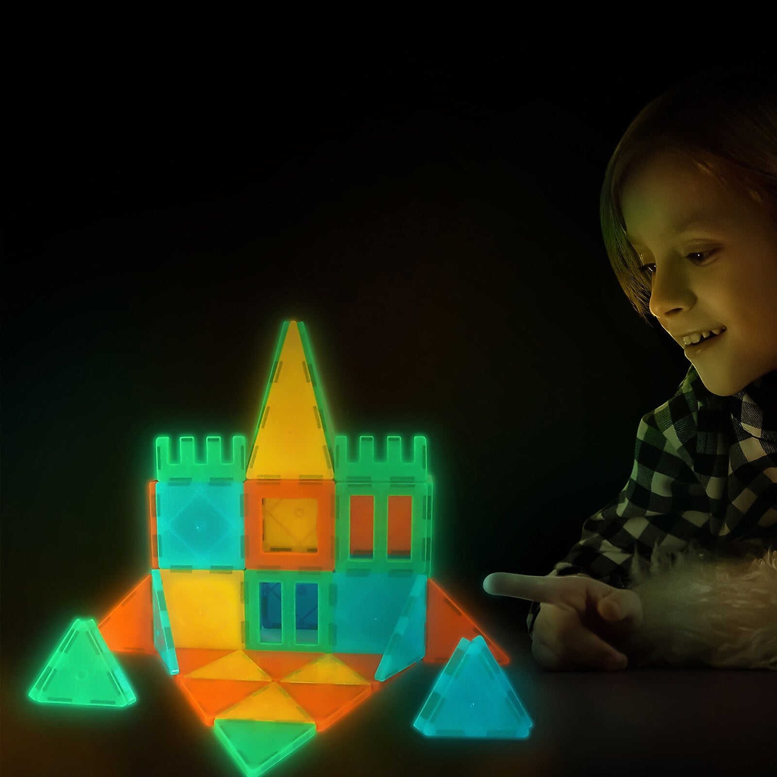 Tytan Toys Glow-in-the-Dark Magnetic Tiles & Building Blocks, 60 Pieces/Kit (ACTYT021)