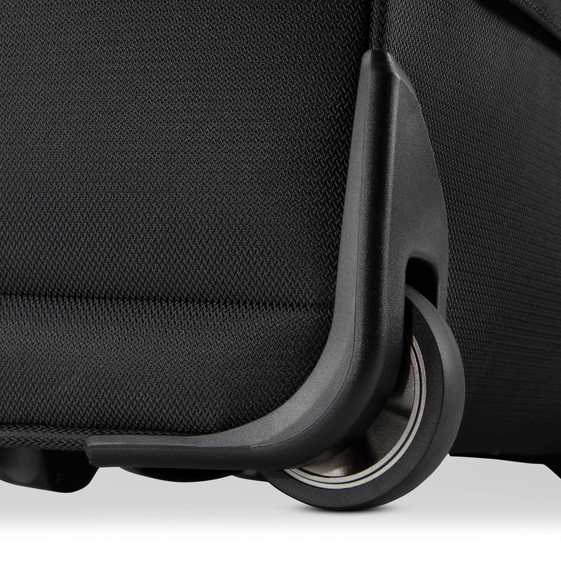 Ricardo Beverly Hills Avalon 17.25" Suitcase, 2-Wheeled, Black (135-16-001-USB)