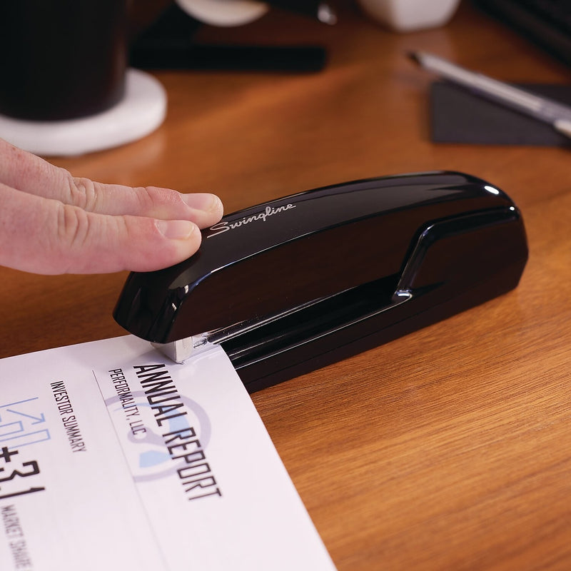 Swingline Desktop Stapler, 25-Sheet Capacity, Black (S7064601G)