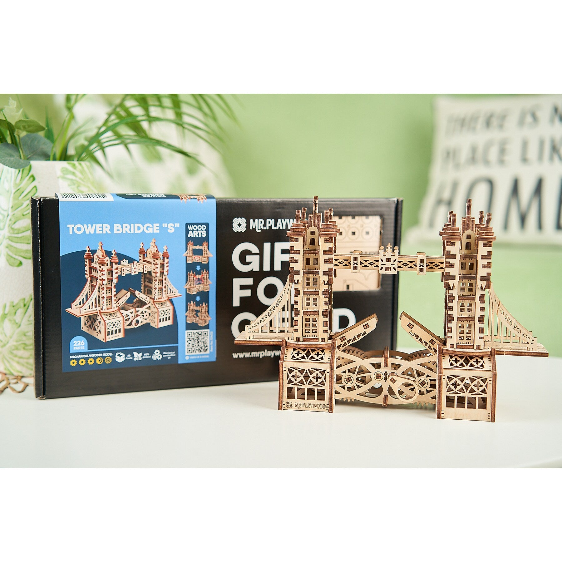 Mr.Playwood Tower Bridge S 3D Wooden STEM Model, 226 Pieces/Set (AVRAV1612302)