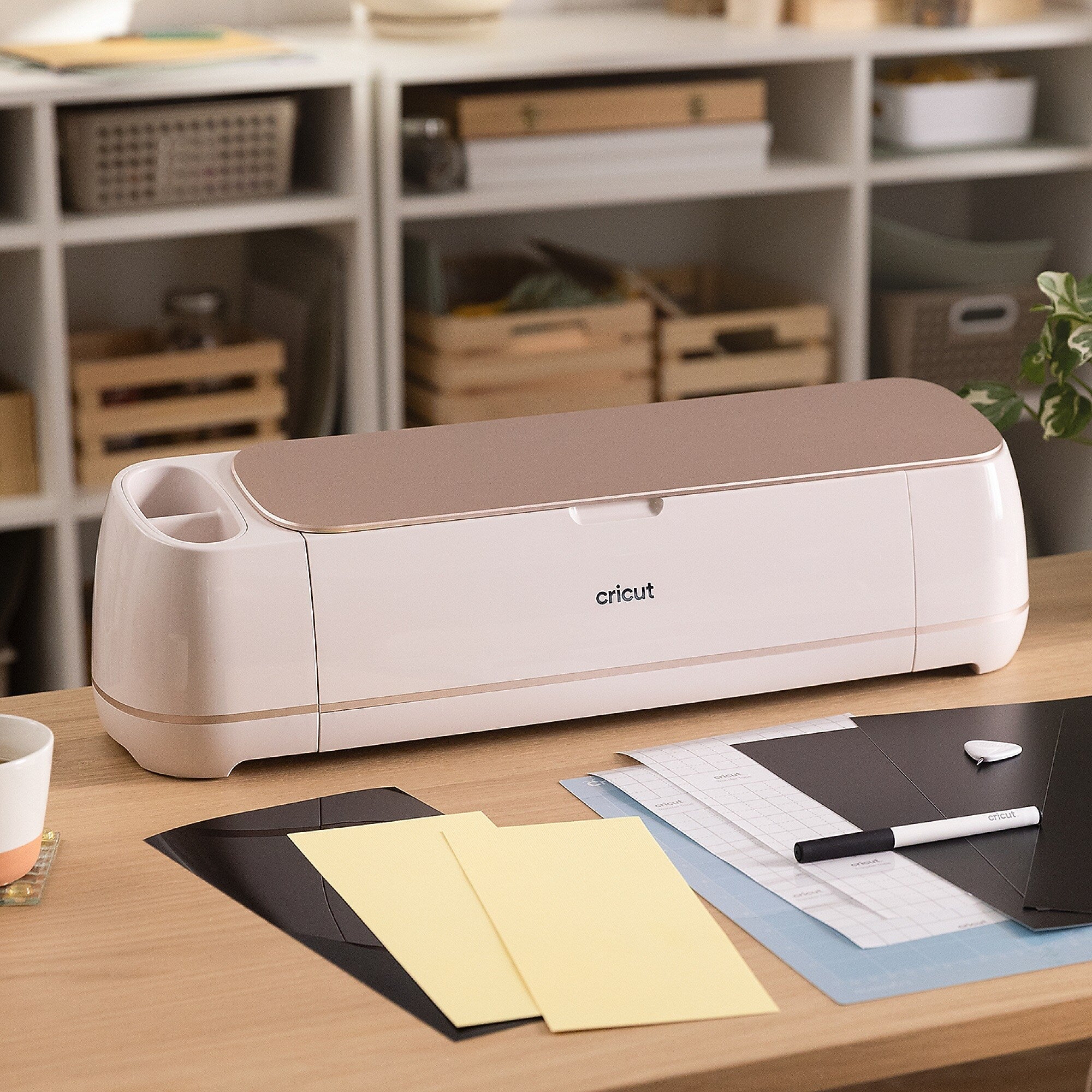 Cricut Explore 4 Die Cutting Starter Bundle, Seashell (8002724)