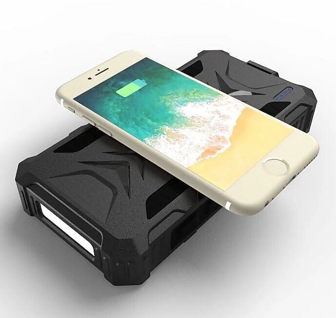 4XEM 30,000 mAh Mobile Solar Power Bank and Charger (4XSOLARPWR30RD)