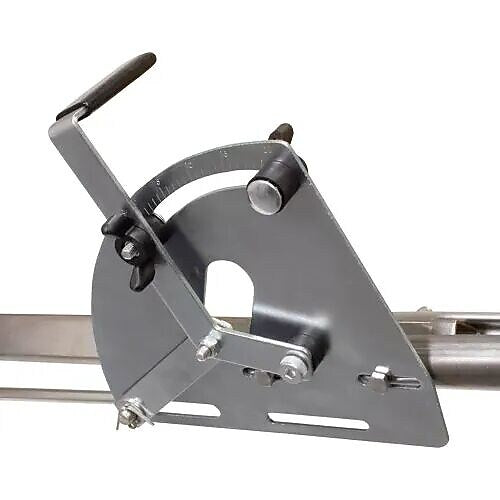 Chapin 100 Lb. Stainless Steel Professional Rock Salt Spreader (82500B)
