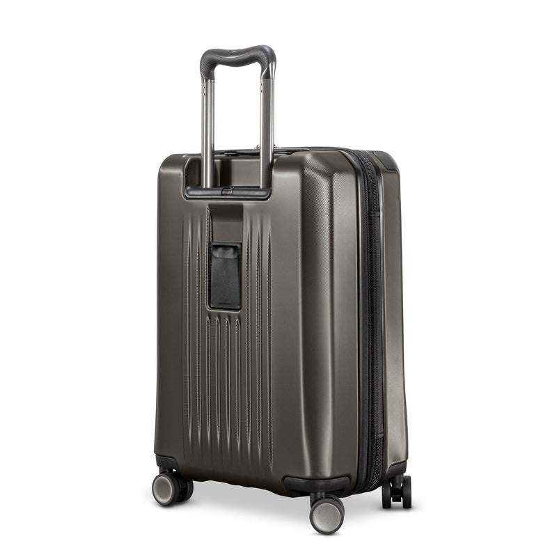 Ricardo Beverly Hills Montecito 2.0 22" Hardside Carry-On Suitcase, 8-Wheeled Spinner, Graphite (124-21-029-4FO)