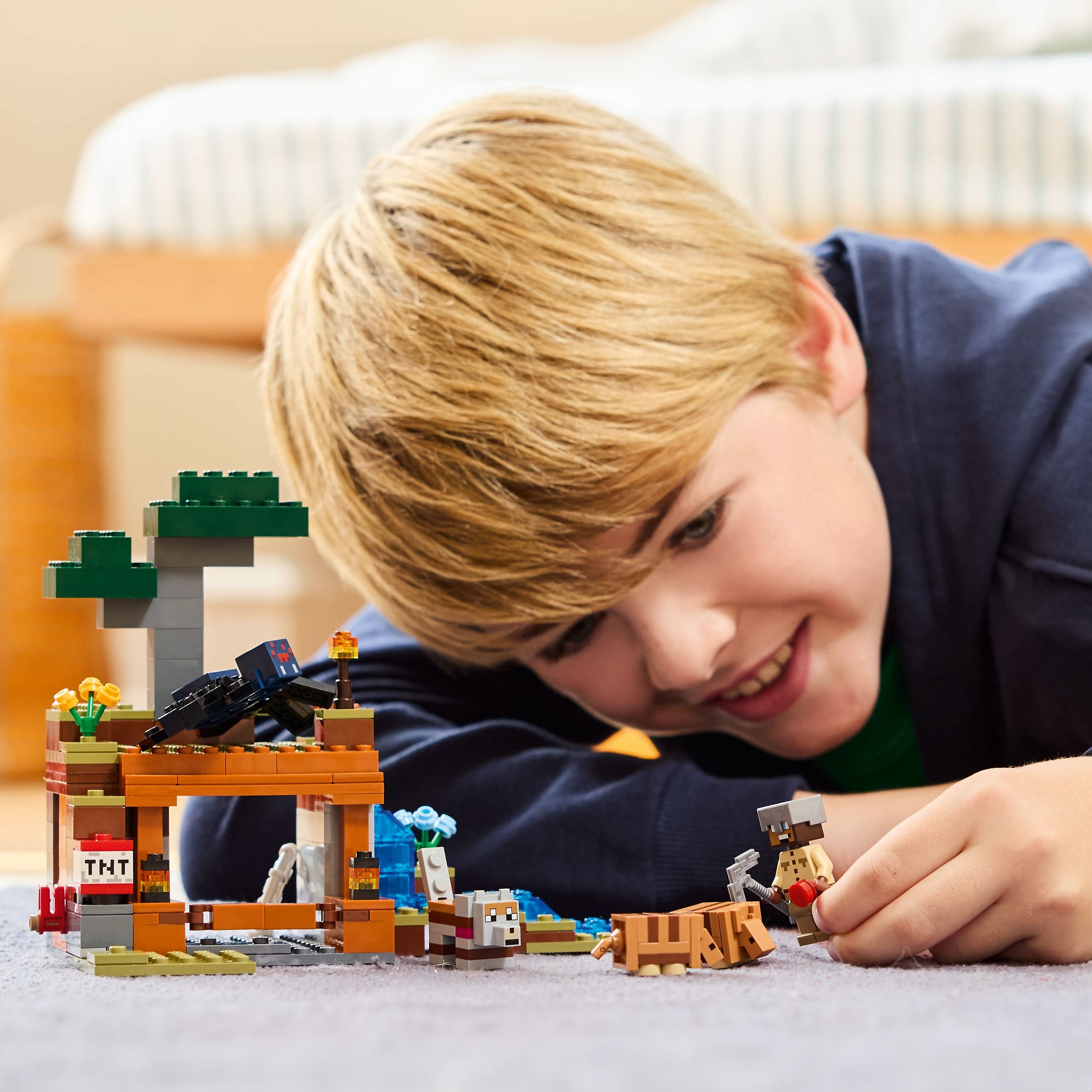 LEGO Minecraft The Armadillo Mine Expedition, 247 Pieces  (21269)