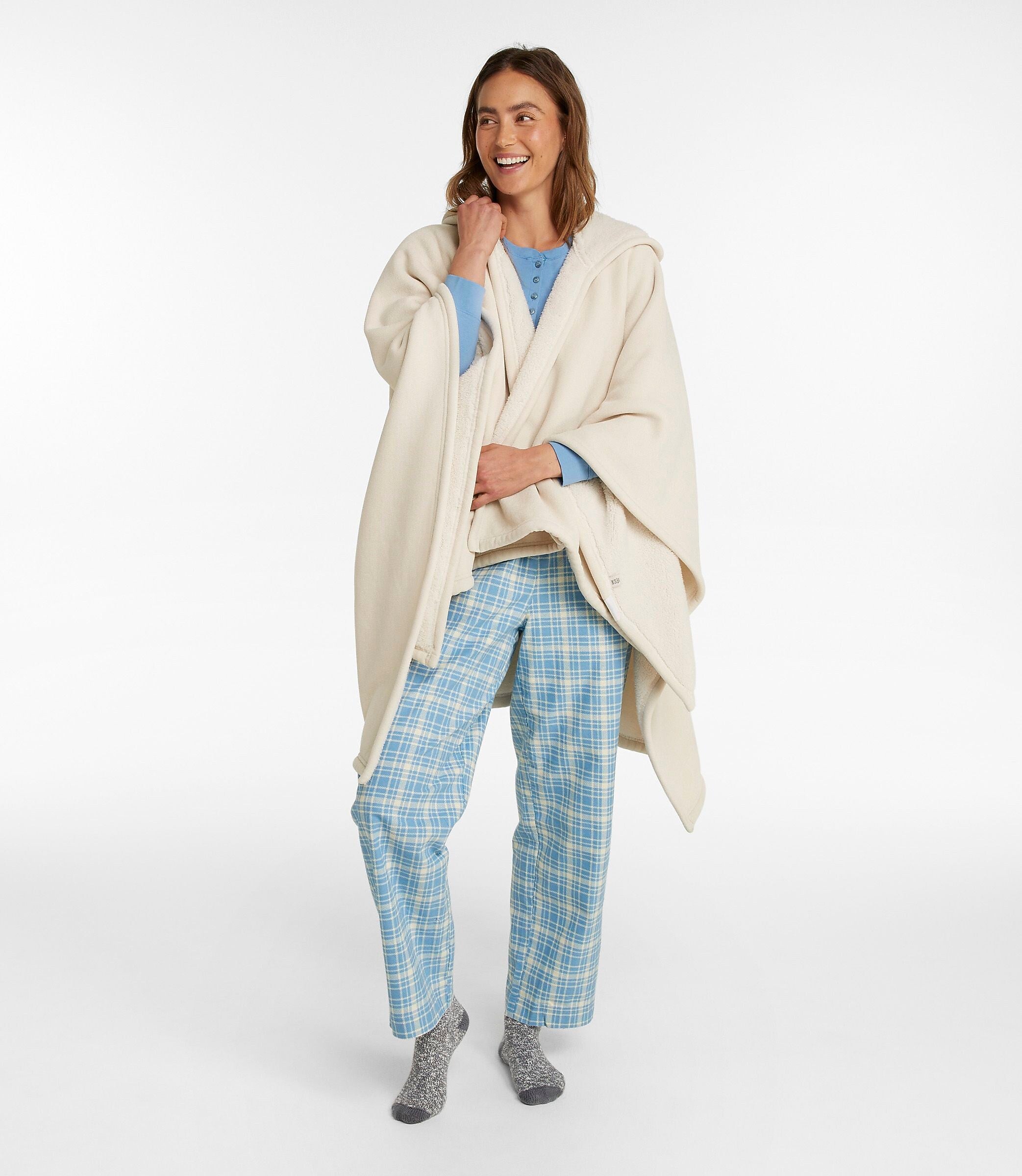 L.L.Bean Cozy Chenille Wearable Throw, Cream (1000248687)