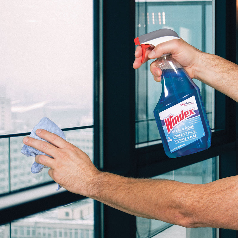 Windex Glass Cleaner with Ammonia-D Trigger Spray, 32 fl Oz. (322338)