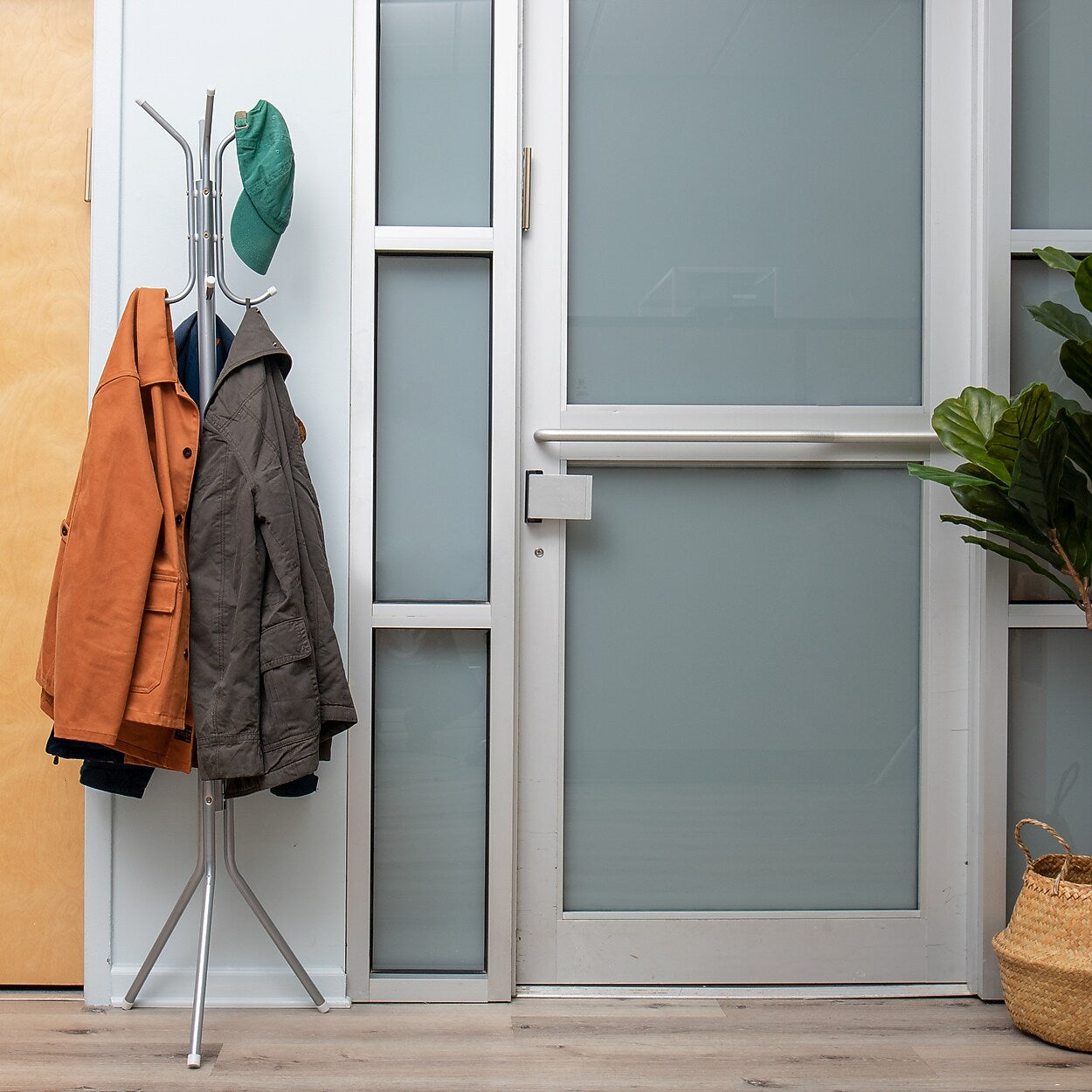 Mind Reader Freestanding Coat Rack, Multi-Hook Organizer, Silver, Metal (CRACK11-SIL)