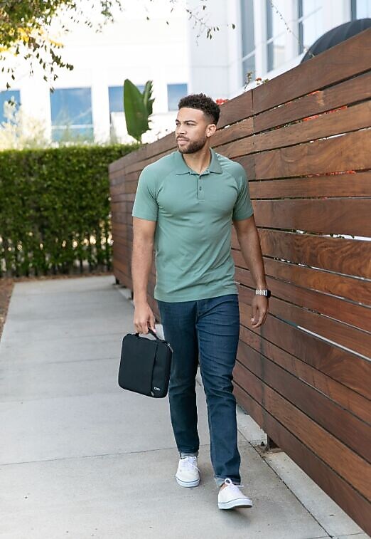 CODi Aegis 13.3" Sleeve with Handle & Pocket (AEG133-4)