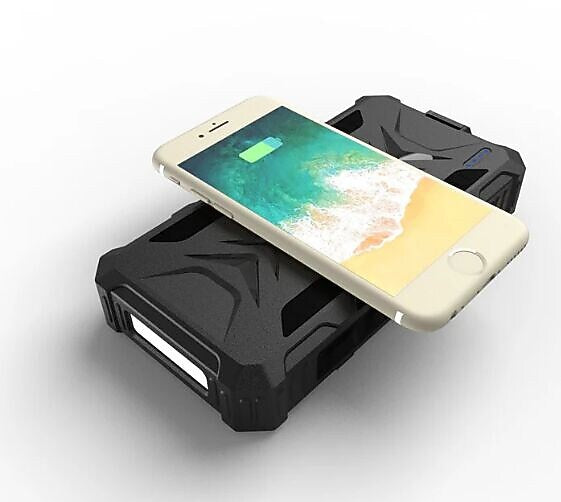 4XEM 30,000 mAh Mobile Solar Power Bank and Charger (4XSOLARPWR30BK)