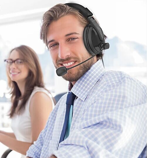 Morpheus 360 Deluxe Multimedia Stereo USB Headset Over Ear Black (HS3500SU)