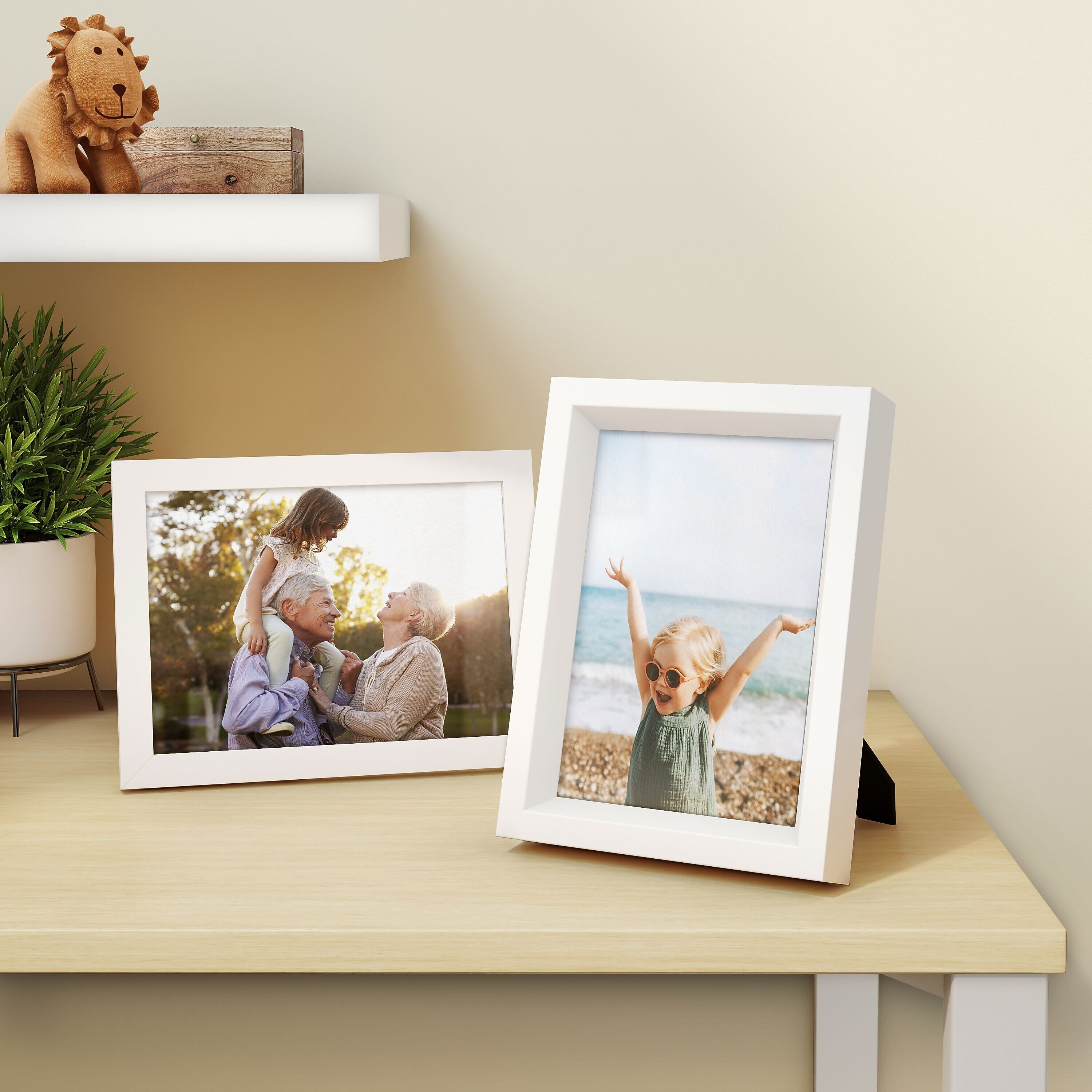 Staples Basic Glossy Photo Paper, 8.5"W x 11"L, 100/Pack (19900/13607)