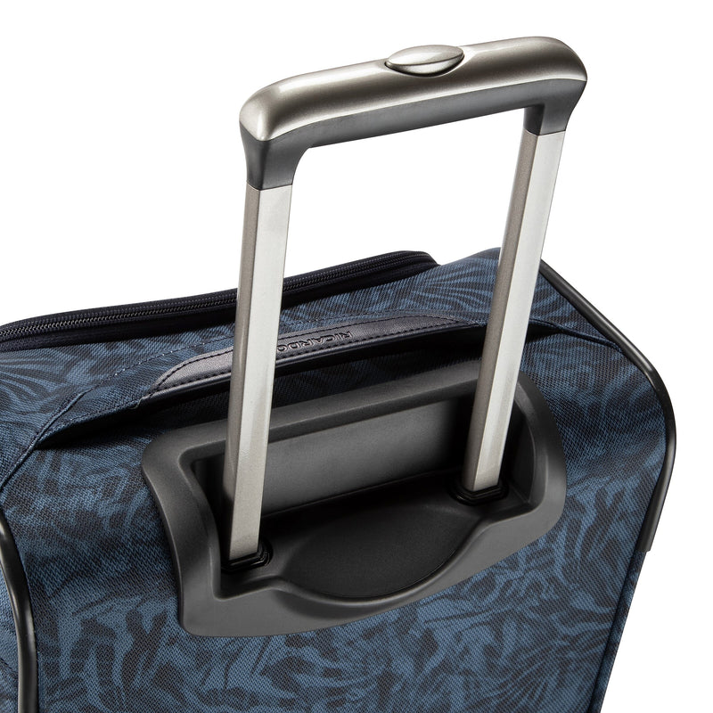 Ricardo Beverly Hills Avalon 17.25" Carry-On Suitcase, 2-Wheeled, Serengeti Night (135-16-41N-USB)