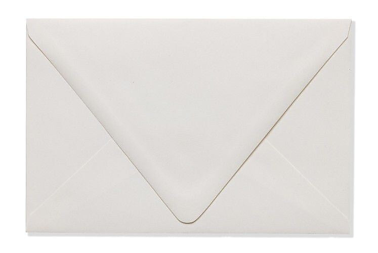 LUX 5 3/4" x 8 3/4" 100% Recycled 80lbs. Contour A7 Invitation Envelopes W/Glue, Natural, 50/Pack