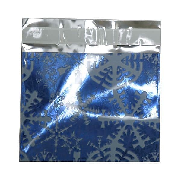 JAM Paper 5 x 6.125 Booklet Foil Envelopes with Self-Adhesive Closure, Blue with White Snowflakes, 100/Pack (01336166B)