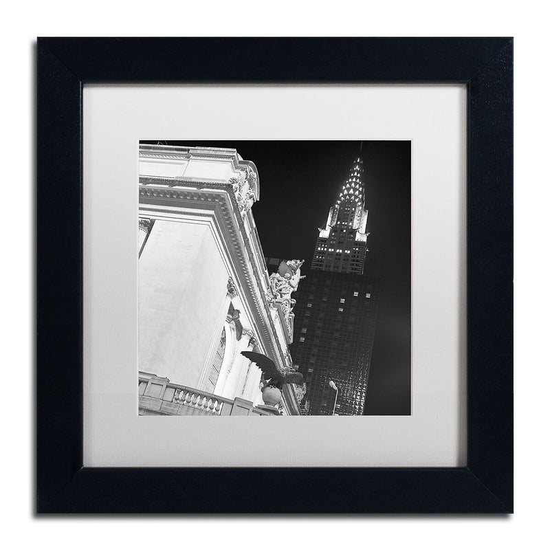 Trademark Fine Art ''New York 003'' by Moises Levy 11" x 11" White Matted Black Frame (ALI1071-B1111MF)
