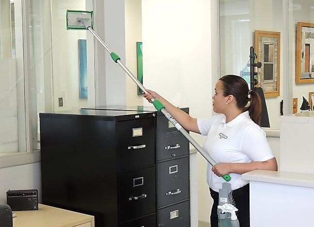 Unger SpeedClean Telescoping Window Cleaning Kit, Multicolor (CK053)