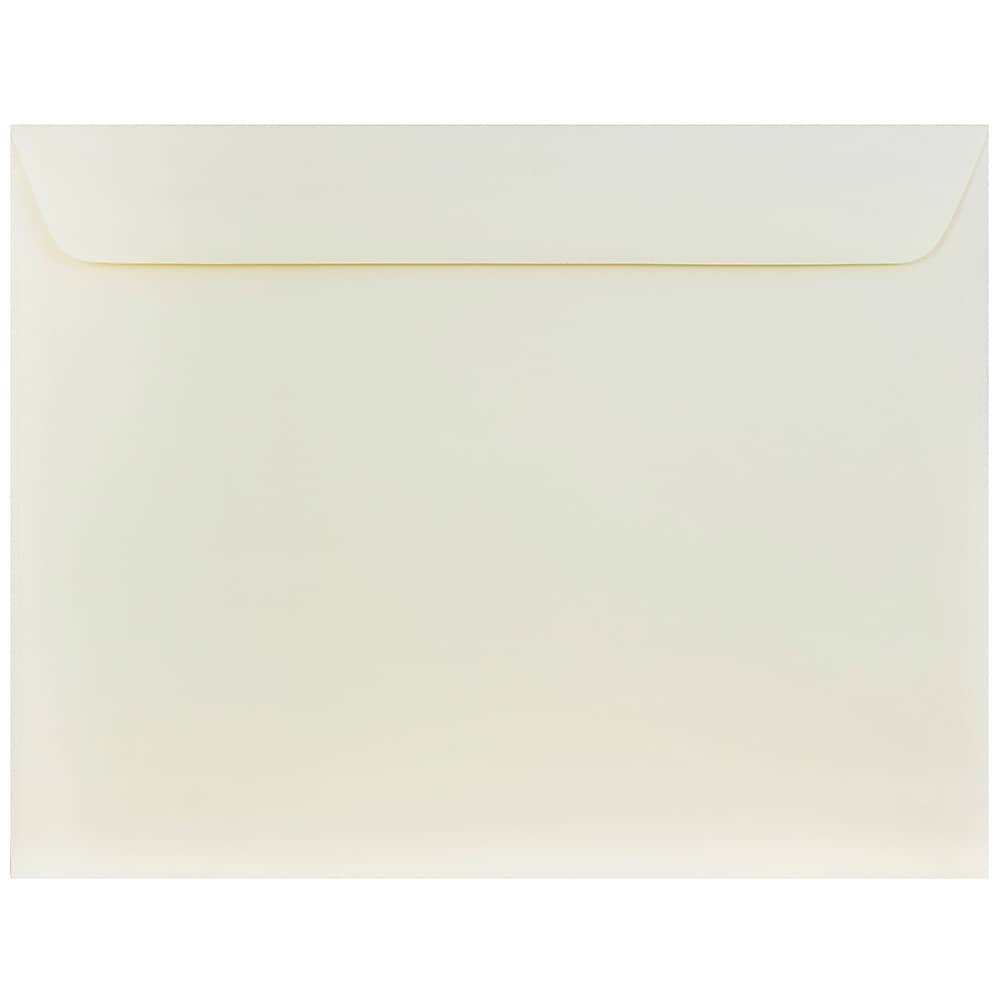 JAM Paper 10 x 13 Booklet Strathmore Envelopes, Natural White Wove, 25/Pack (900797158)