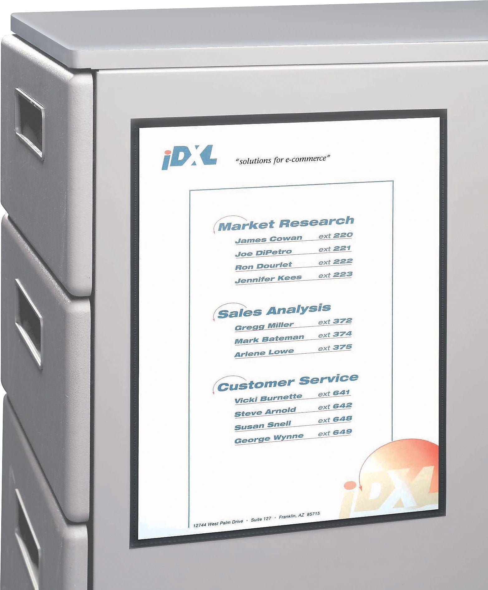 Magnetic Cubicle Keepers®, Clear Polypropylene, 8 1/2" x 11"
