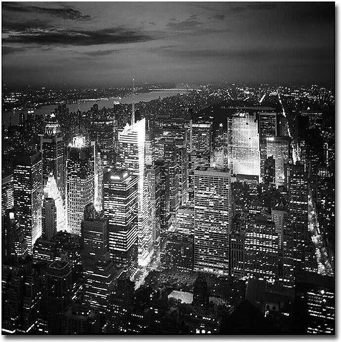 Trademark Global Nina Papiorek "Times Square" Canvas Art, 18" x 18"