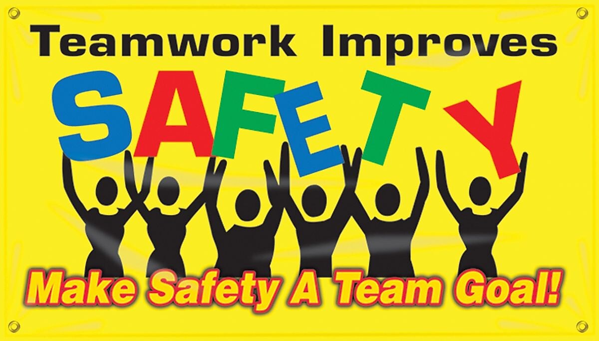 Accuform Motivational Safety Banner, TEAMWORK IMPROVES SAFETY, 28" x 4', Reinforced Vinyl (MBR424)
