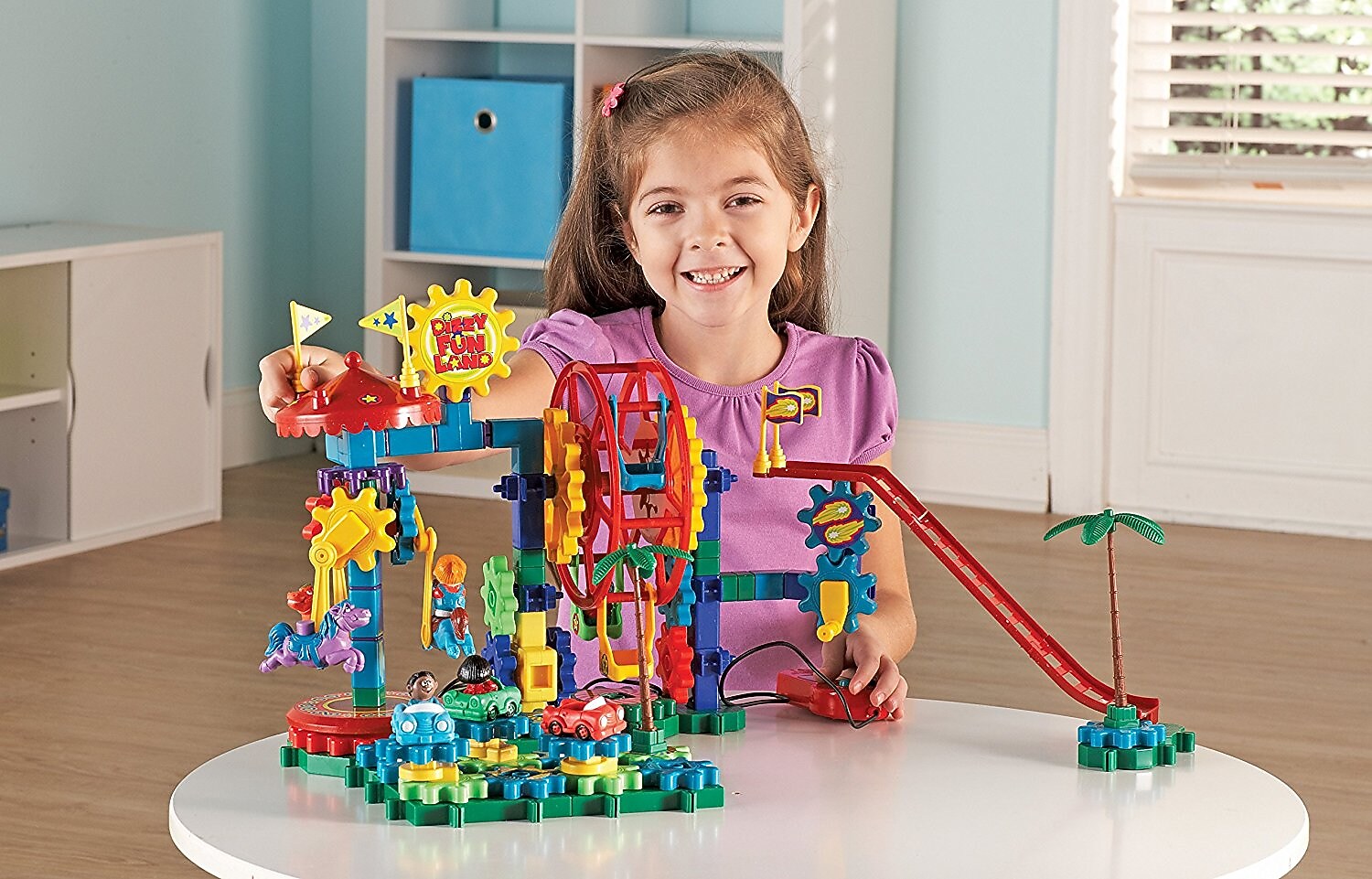 Learning Resources Gears! Gears! Gears! Dizzy Fun Land Motorized Building Set