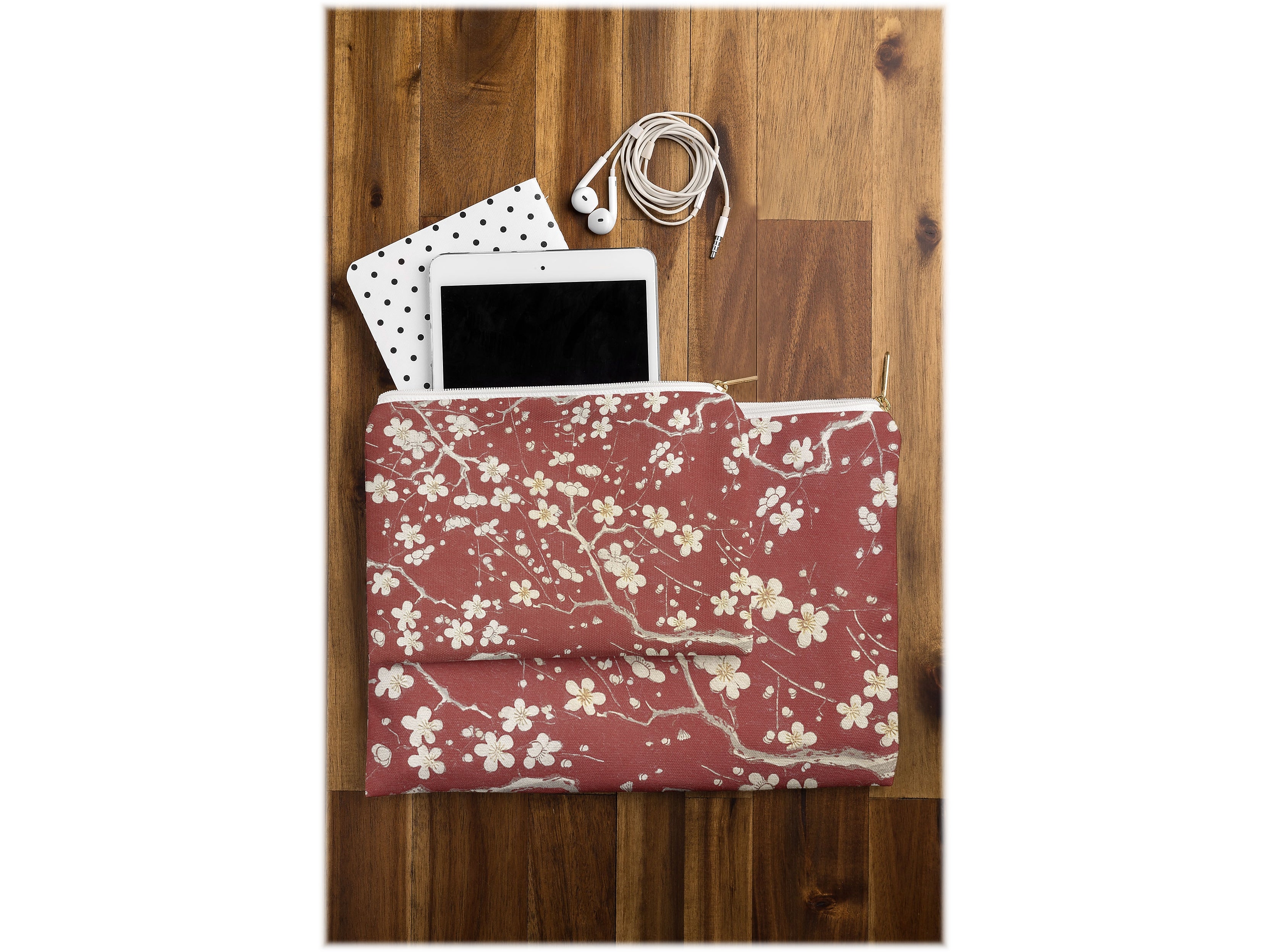 DENY Designs Belle13 8.5" Polyester Travel Pouch, Water Resistant, Multicolored (61901-wpofsm)