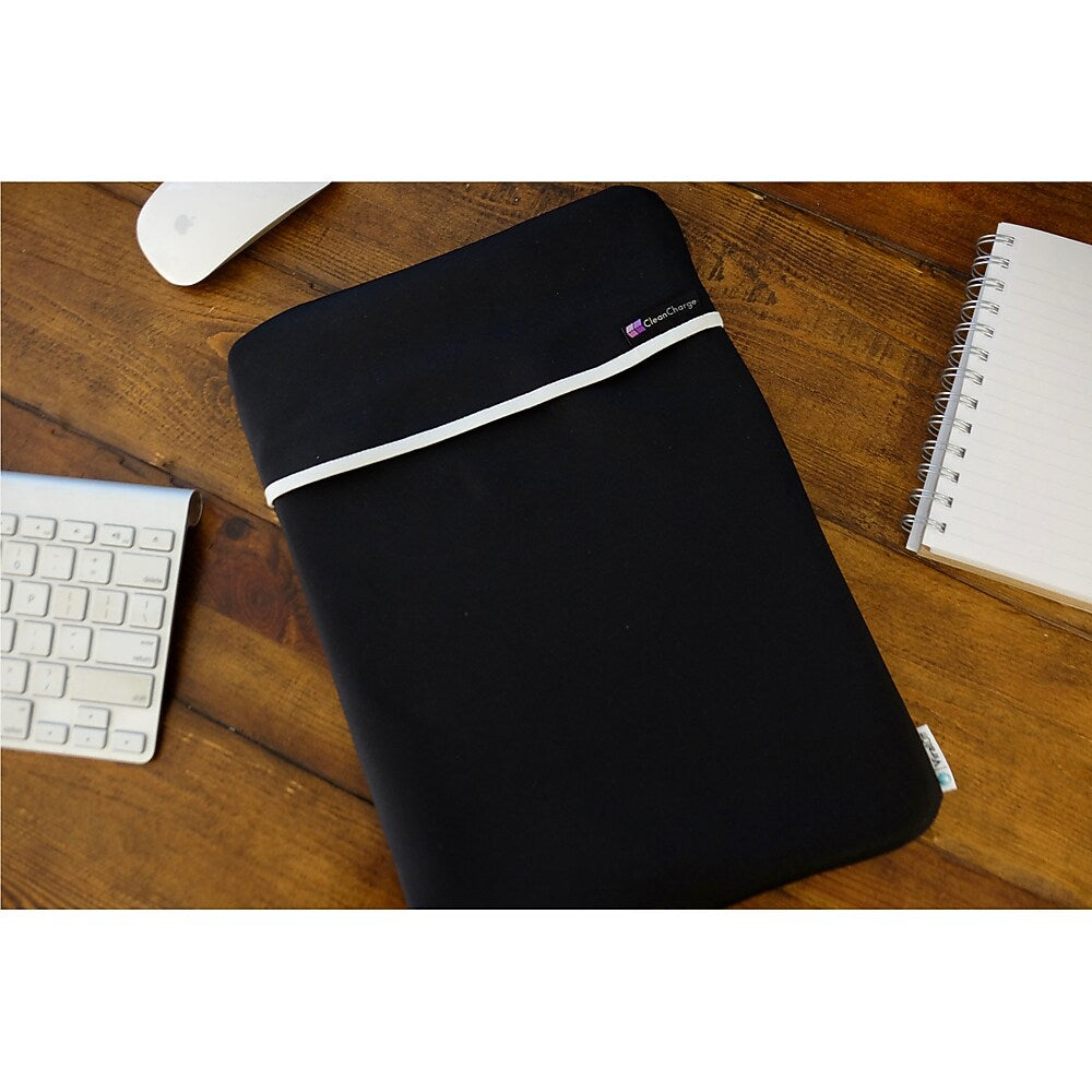 ChargeTech CleanCharge Large Laptop Sleeve with ViralOff Technology, Black (CC-1002)