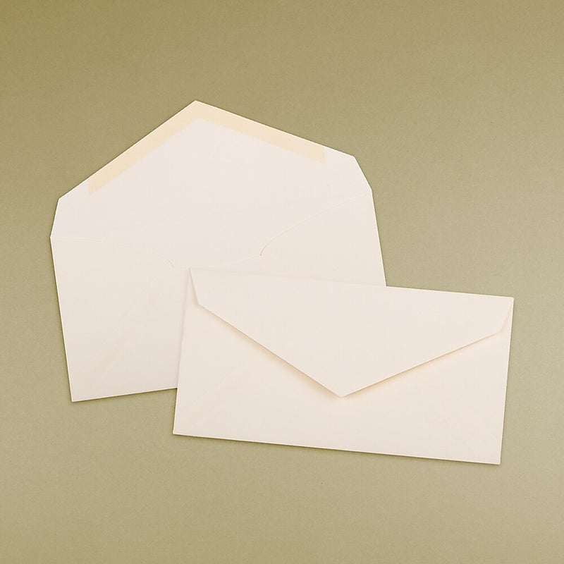 JAM Paper Monarch Strathmore Invitation Envelopes, 3.875 x 7.5, Natural White Wove, 25/Pack (3197090)