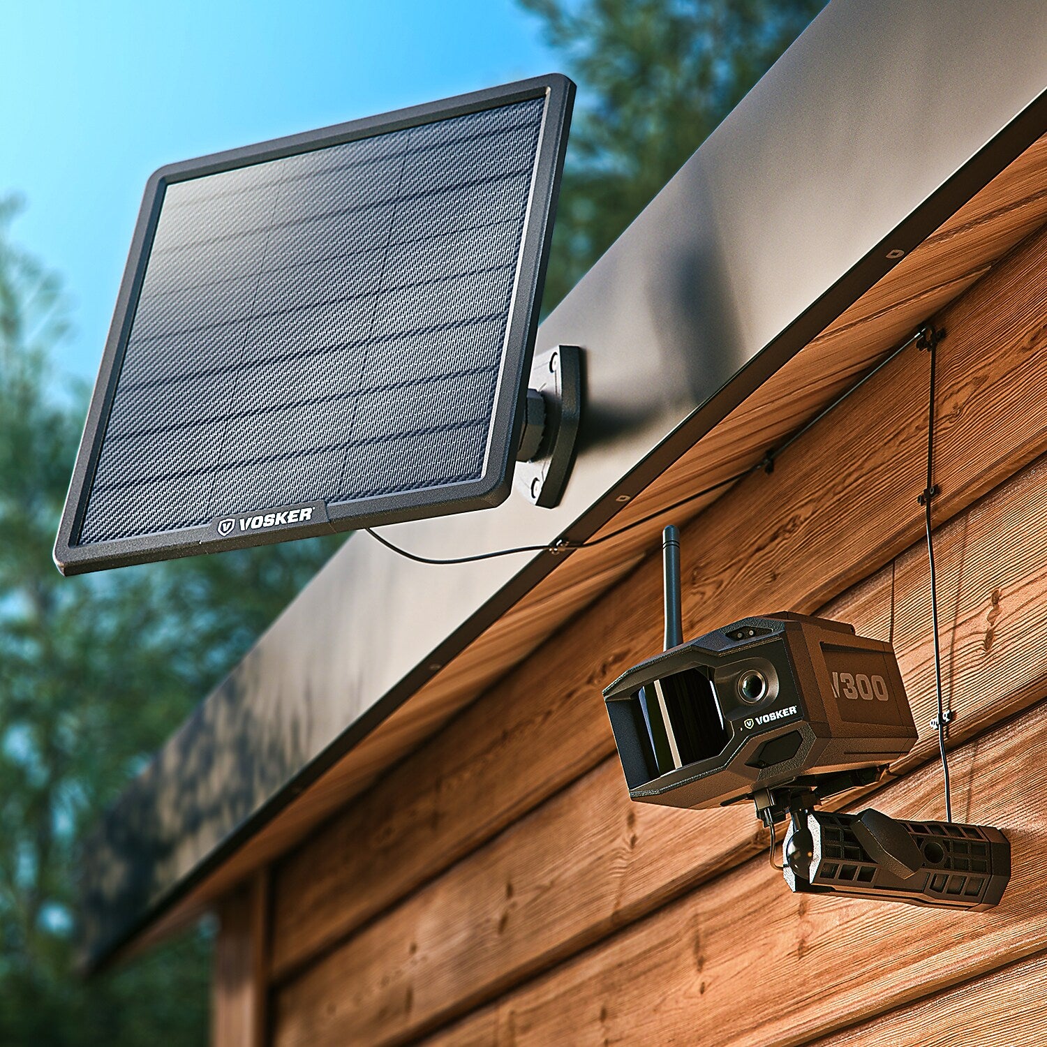 VOSKER V300 Outdoor Wired/Wireless Solar Security Camera, Black (V300-ULT-US)