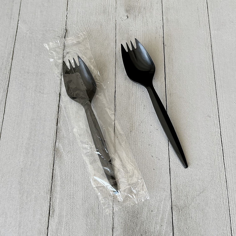 Boardwalk Individually Wrapped Plastic Sporks, Medium-Weight, Black, 1000 Pieces/Carton (BWKSPORKBLPPIW)