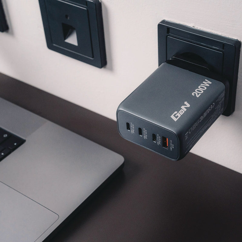 Verbatim GaN USB-A/USB-C Wall Charger, 200W, Black/Gray (32204)