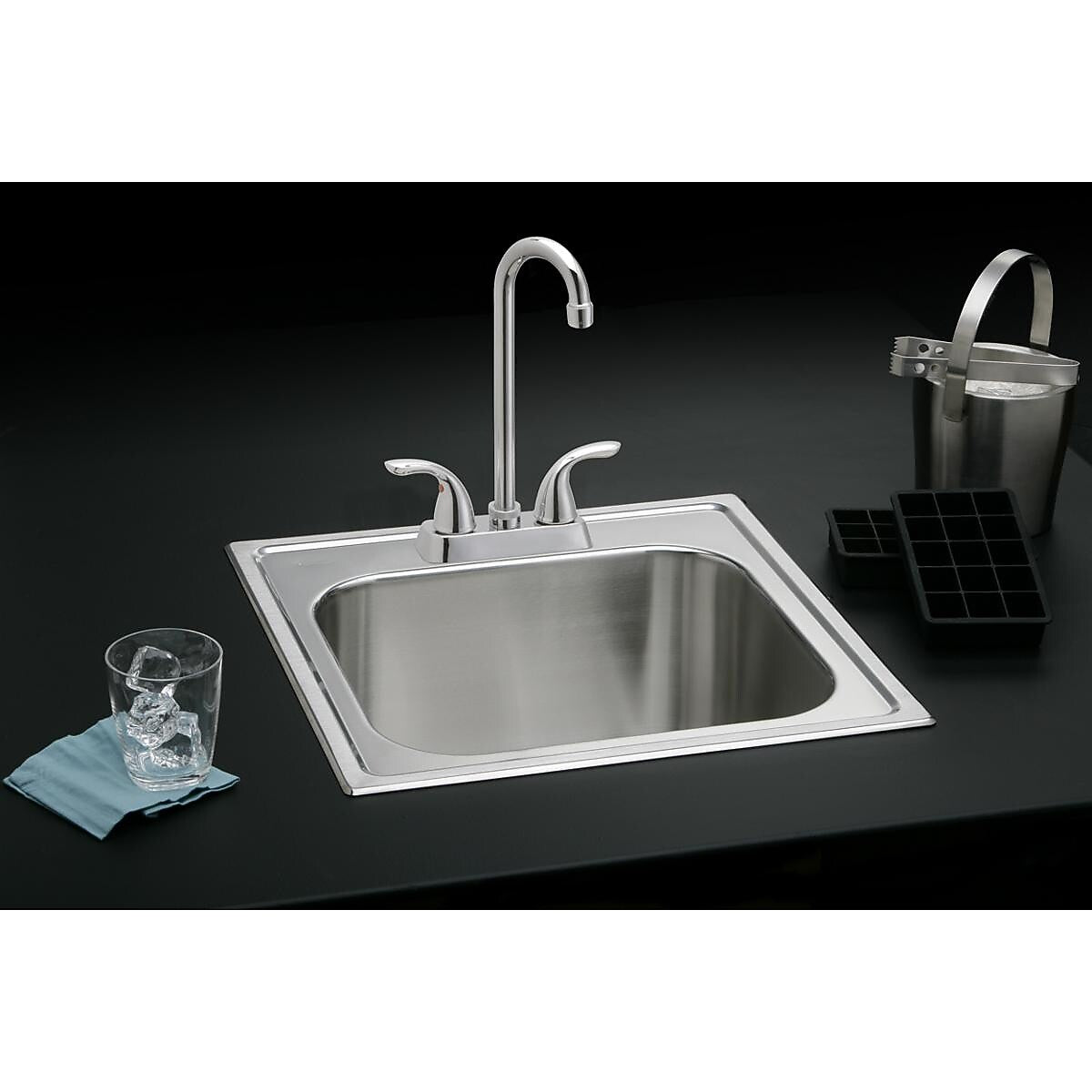 Elkay Dayton Stainless Steel 20" x 20" x 10-1/8", Single Bowl Top Mount Laundry Sink (DPC12020101)