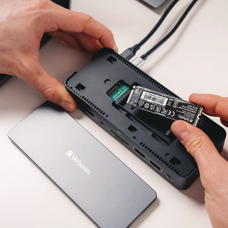 Verbatim USB-C Pro Docking Station for Laptop (32174)