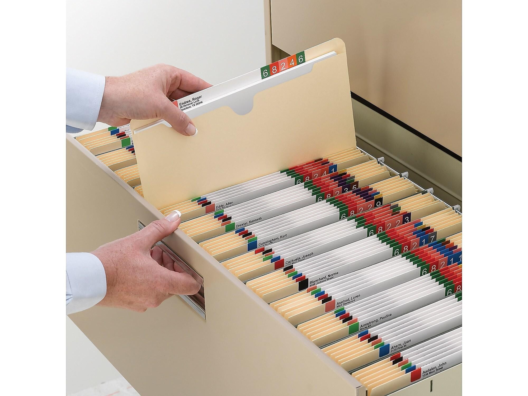 Smead File Jacket, Reinforced Tab, Flat-No Expansion, Legal Size, Manila, 100/Box (76500)